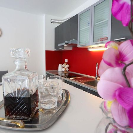 Apartman Petra Makarska Exterior foto